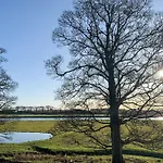 Solway Marsh View - Uk1553 *